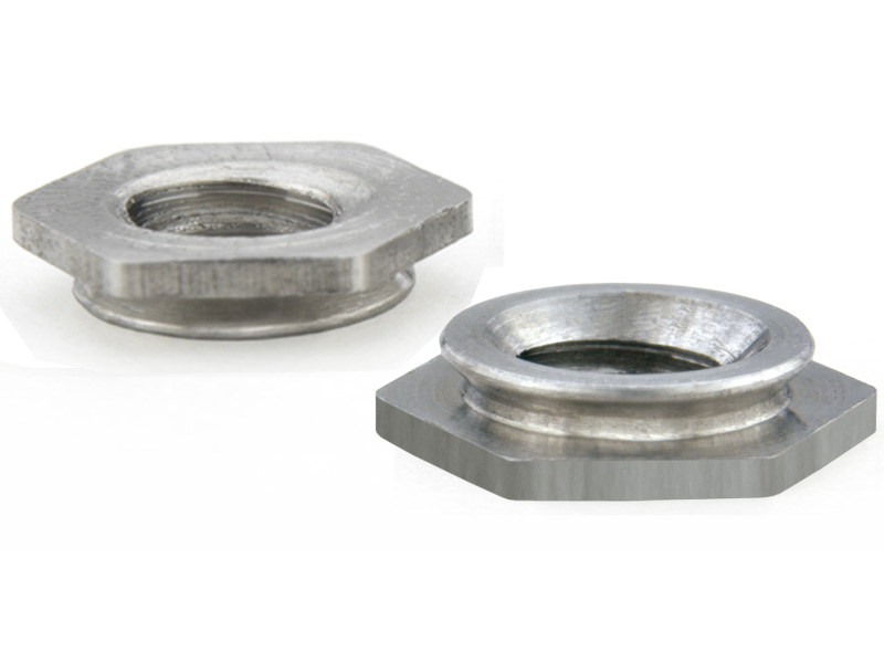 Self-clinching flush nut